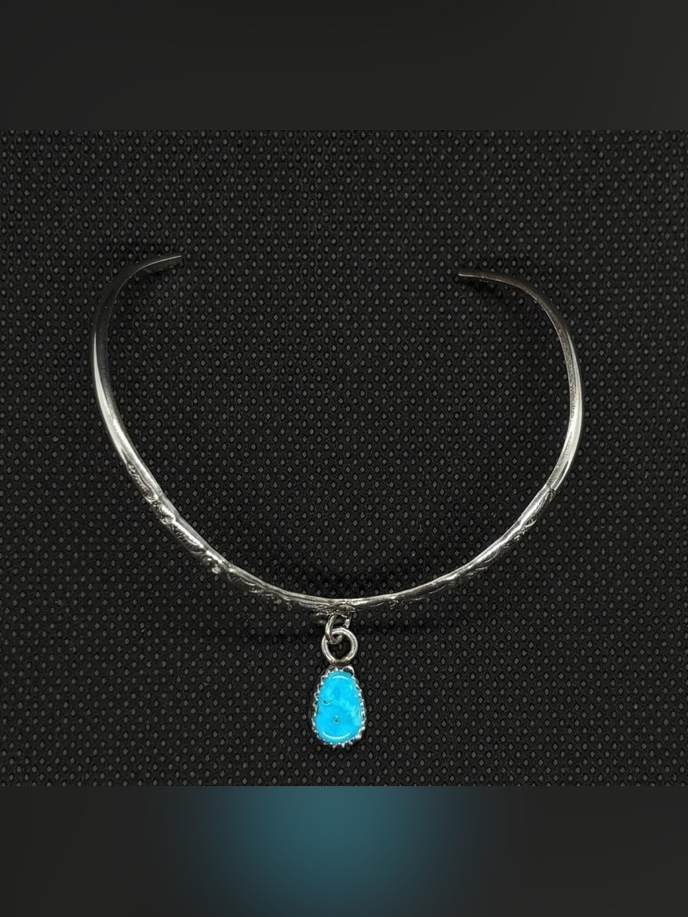 TURQUOISE STERLING SILVER NATIVE AMERICAN BRACELET